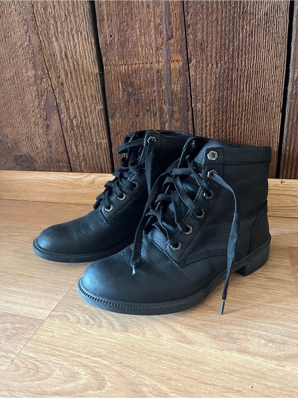 Kodiak Black Leather Lace-Up Ankle Boots Size 6.5